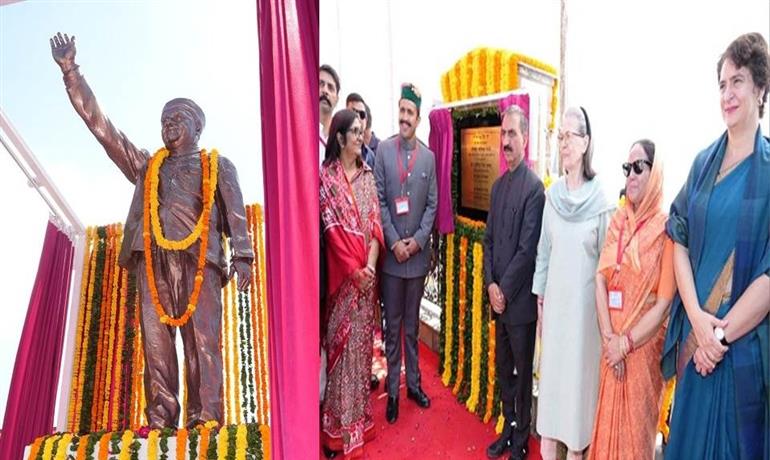 Centre meting out step-motherly treatment to Himachal: Priyanka Gandhi