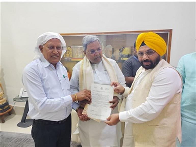 Punjab ministers meet Karnataka CM to invite him for 350th Martyrdom anniversary of Sri Guru Tegh Bahadur Ji