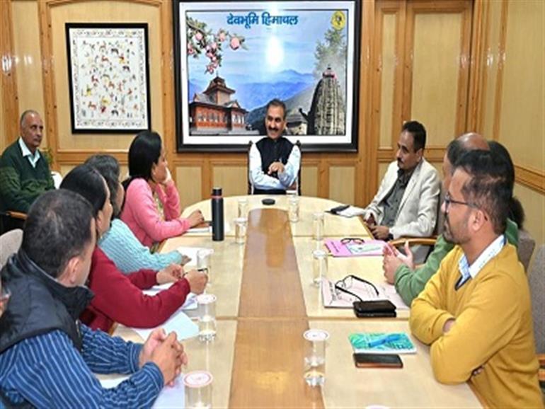 Himachal : Robotic surgery to be introduced in IGMC Shimla: CM