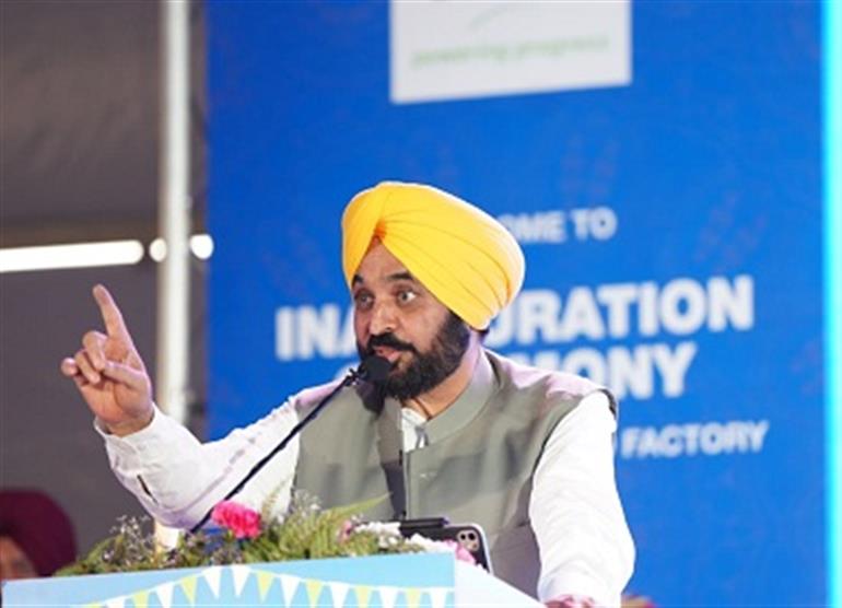 CM suspends DIG Bhullar, Reiterates Zero-Tolerance Policy Against Corruption
