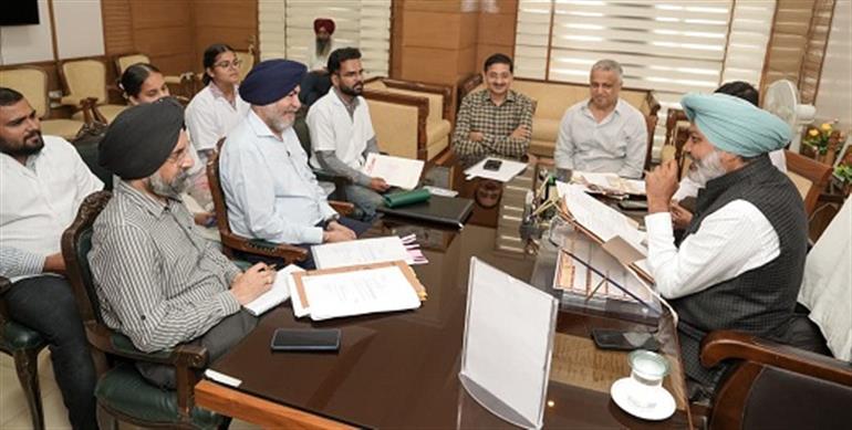 FM Cheema Assures Veterinary Students Union of Swift Action on Demands