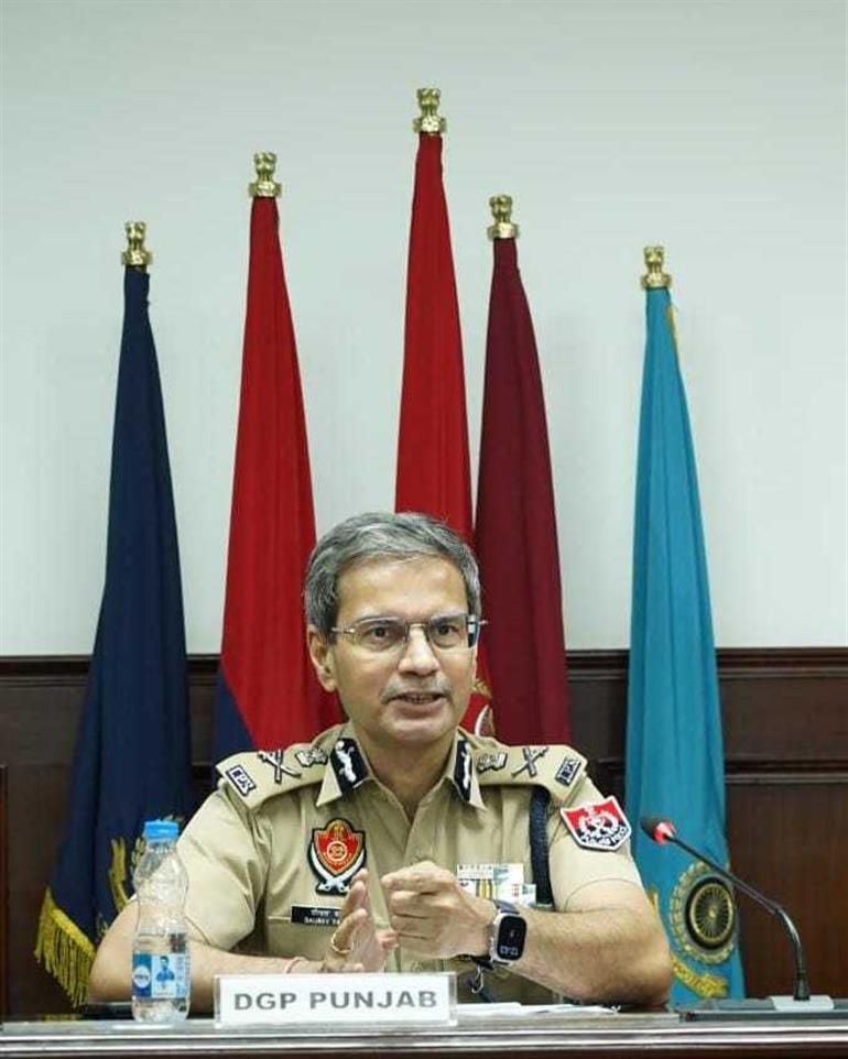 DAY 243 : Punjab police nabs 76 drug smugglers with 2.3Kg Heroin, 1.5L drug money