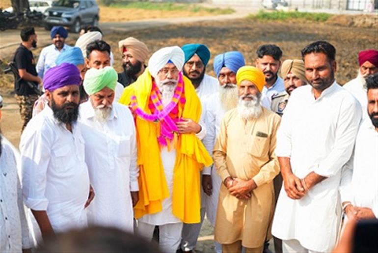 AAP candidate Sandhu receives overwhelming public support in village Panjwar Khurd
