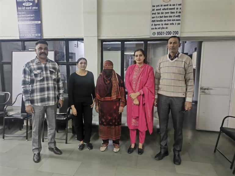 Vigilance Bureau arrests Reader to DDPO for accepting a bribe of Rs 50,000/-