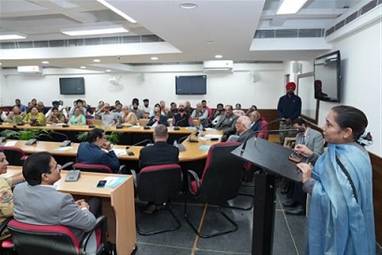 Dr. Baljit Kaur Reviews SOSVA-led NGO Initiatives