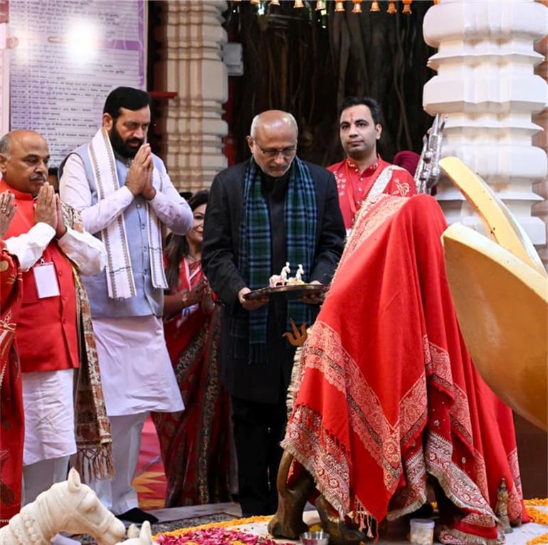 Vice President Offers Prayers at Maa Bhadrakali Temple in Kurukshetra