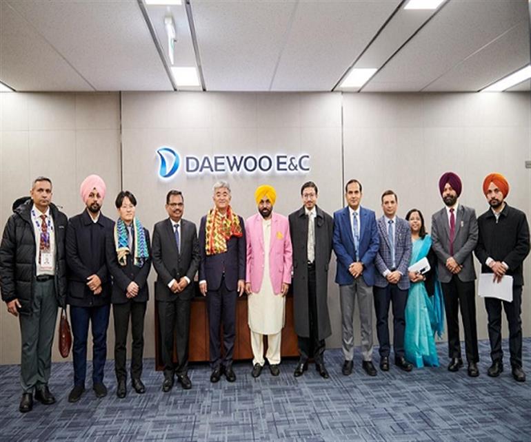 CM holds parley with South Korea business giants, Continues his outreach program