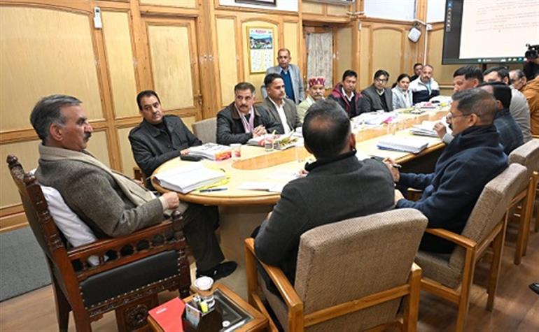 CM reviews Milkfed functioning, announces support for dairy farmers