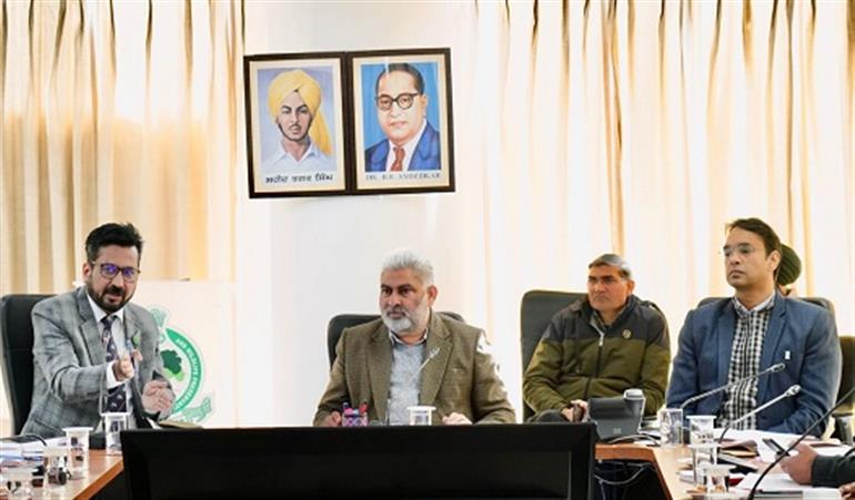 More than 1000 workers regularized during past few months: Kataruchak