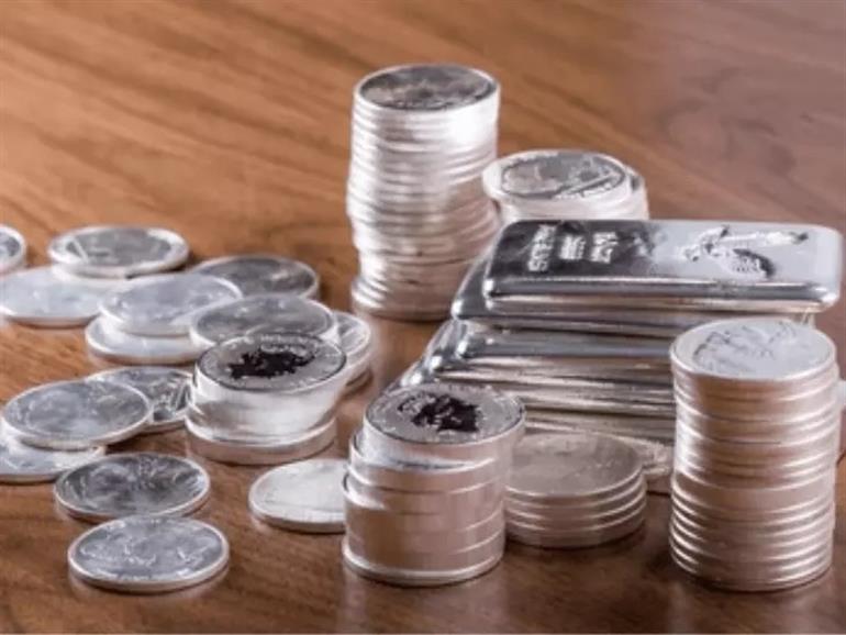 Silver crosses ₹3 lakh per kg for the first time, jumps ₹15,000 in a day 
