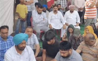 Paraminder Tiwari Murder Sparks Protests in Machhiwara, Demands for Arrest Intensify