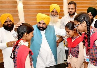 Punjab CM dedicates 12 states of the Art Libraries to the Punjabis