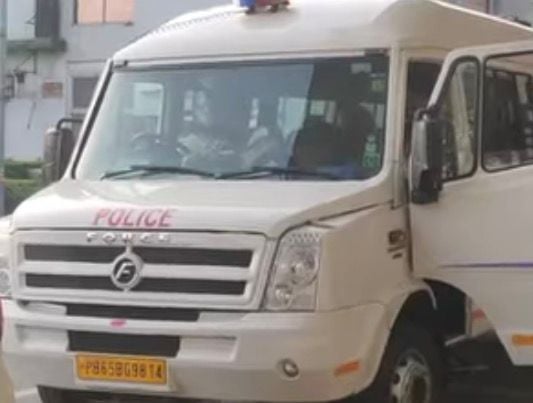 15 Indians Deported from Australia Arrive in Delhi: Questioned for 5 Hours, Punjab Delegation Reaches to Receive 11 Punjabis