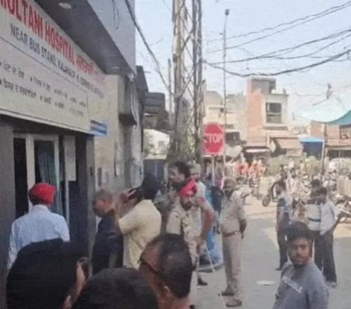 Blast at Private Hospital in Gurdaspur Triggers Panic; Suspicious Man Captured on CCTV