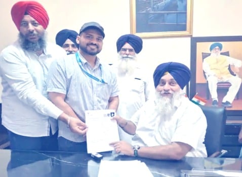 Sukhbir Singh Badal Submits SIR Enumeration Form as Punjab's Voter Verification Drive Gains Pace