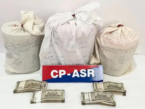 Amritsar Police Uncover Cross-Border Drug Network, Seize 8.378 Kg Heroin Worth ₹48 Crore