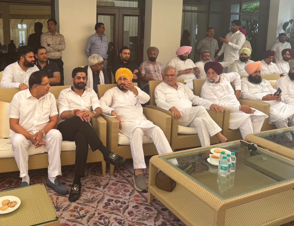 High-Stakes Congress Meeting in Chandigarh Amid Leadership Tussle in Punjab
