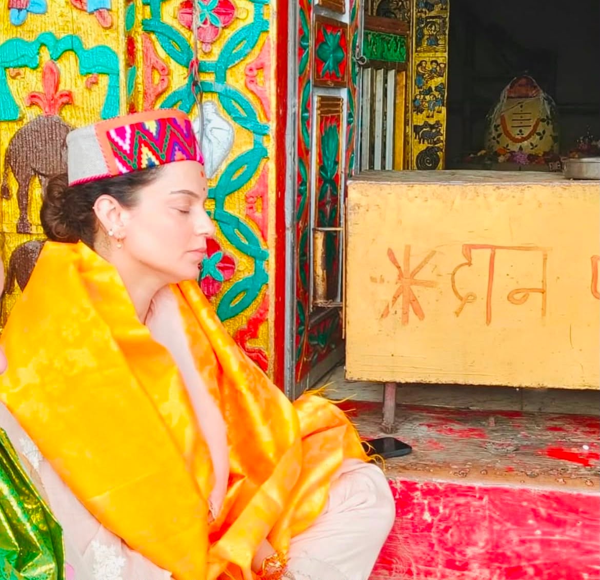Kangana Ranaut Treks to Bijli Mahadev Temple, Shares Spiritual Experience from Himachal
