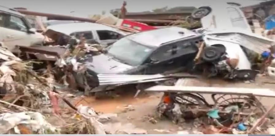 Flash Floods and Landslides Devastate Jammu & Kashmir's Poonch, Rajouri; Over 14 Dead, Several Missing