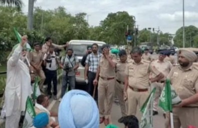 Farmers Clash with Police During Chandigarh Protest Against India-US Free Trade Agreement