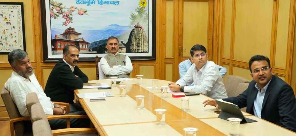 Sukhu Govt to Hold Statewide Jan Samvad Drive for Poorest Families Under ‘Apna Parivar Sukhi Parivar Yojana’