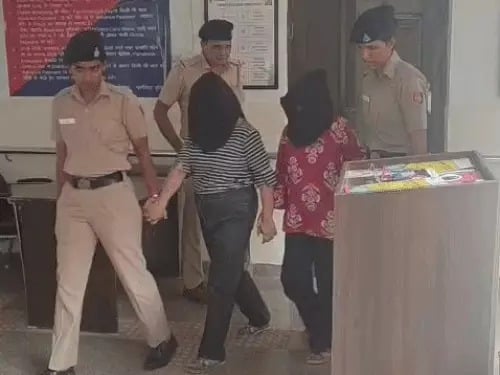 UT Cyber Crime Police Bust Interstate Credit Card Fraud Racket, Two Women Arrested in Delhi