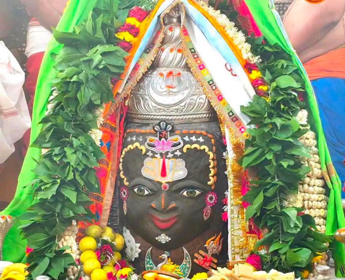 Sacred Tradition: Baba Mahakal keeps a fast on each Monday of Shravan