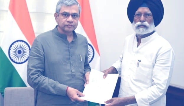 Fatehgarh Sahib MP meets railway minister, seeks new rail line and faster ROB work