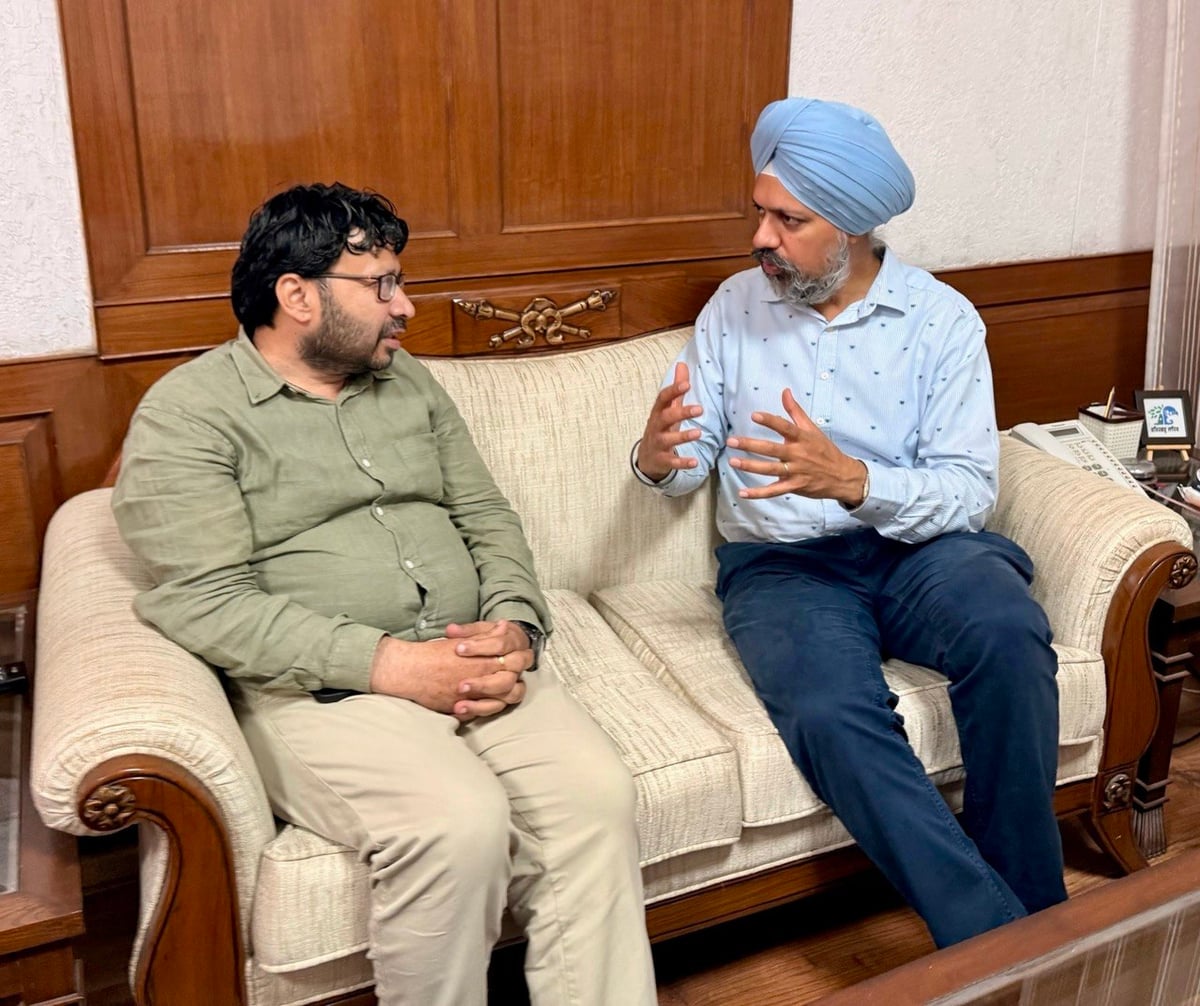 Punjab minister, UK MP discuss NRI issues and air connectivity
