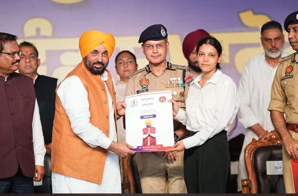 Punjab CM Bhagwant Mann hands over appointment letters to 1,746 police recruits