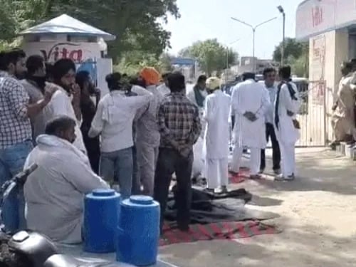 Haryana ‘Milk Shutdown’ protest enters day 2; farmers block supply to Sirsa vita plant