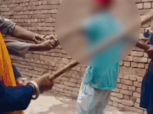 Nihang Singhs beat youth over alleged drug peddling in Amritsar, video goes viral