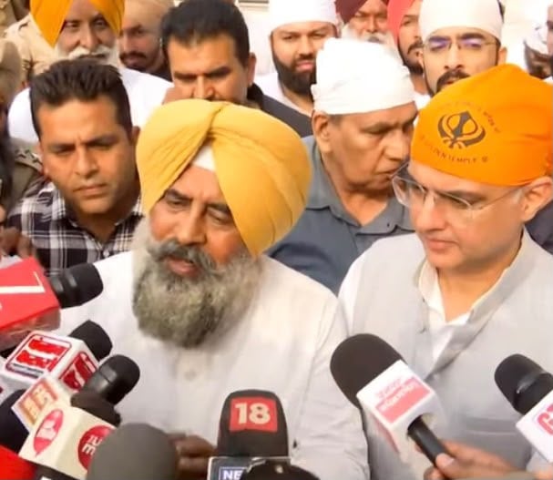 Pargat Singh seeks blessings at Golden Temple, says ‘Today is not a day for politics’