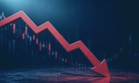 Stock Market update: Sensex falls 400 points, Nifty down over 100 points