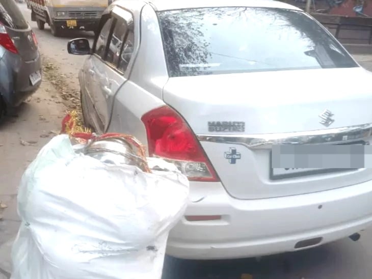 Looted Swift Dzire recovered from Zirakpur, accused still at large