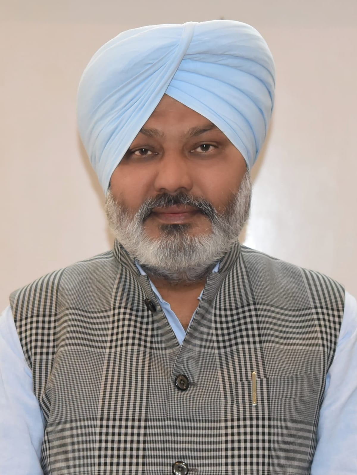 Punjab government to give Rs 10,000 interest-free Diwali advance to group-D employees : Cheema
